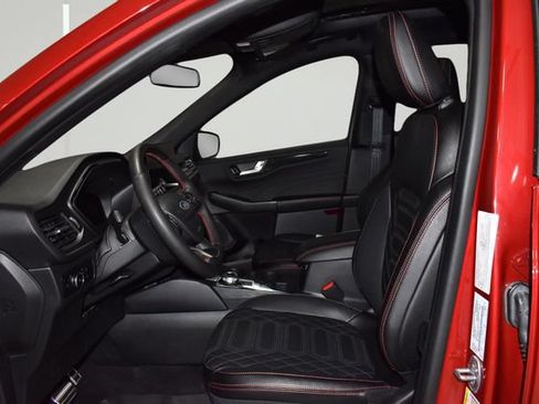 Used 2023 Ford Escape ST-Line Elite w/ Premium Technology Package AWD/4WD image 36