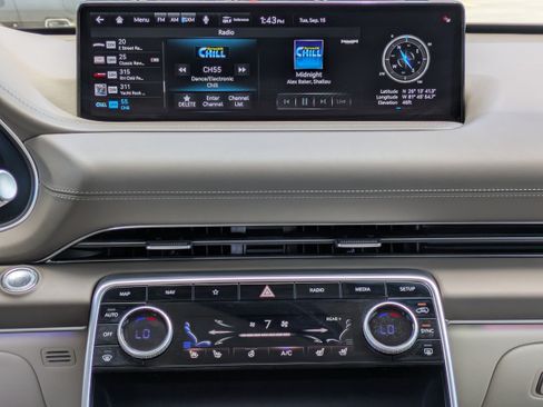 Certified 2023 Genesis GV80 3.5T w/ Prestige Package AWD/4WD image 17