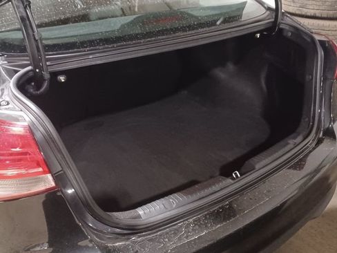 Used 2017 Kia Forte LX image 8