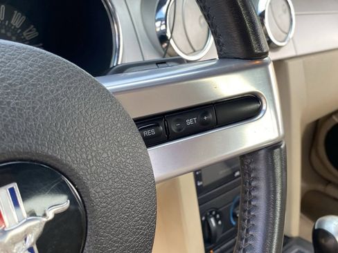 Used 2006 Ford Mustang GT Premium image 24