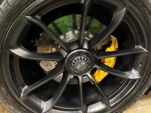 Used 2018 Porsche 911 GT2 RS RWD image 21