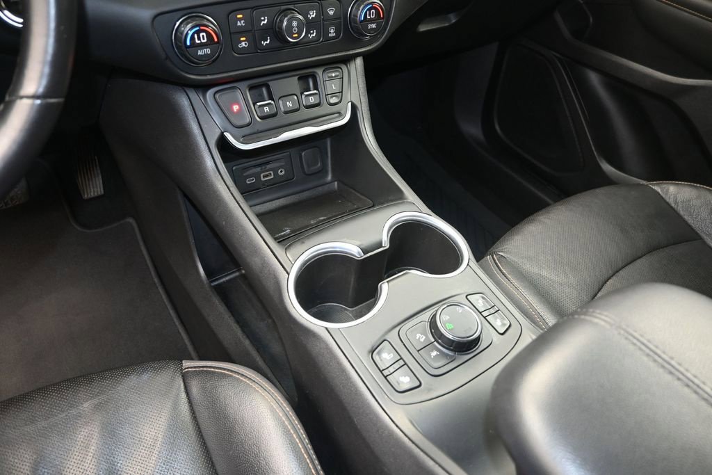 Used 2021 GMC Terrain SLT AWD/4WD image 26