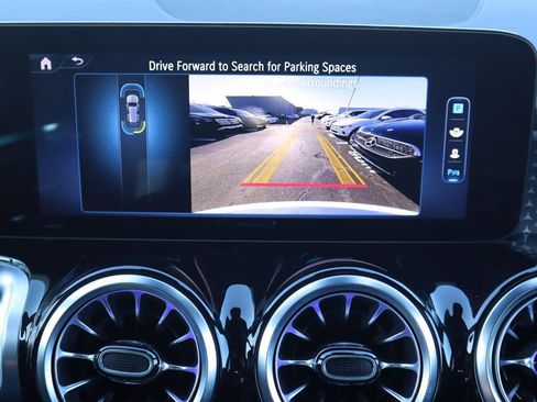 Certified 2025 Mercedes-Benz GLB 250 image 15