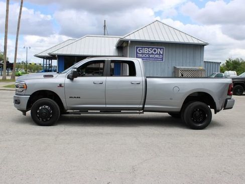 Used 2024 RAM 3500 Big Horn w/ Night Edition AWD/4WD image 6