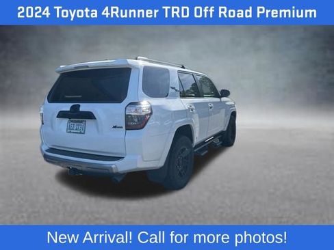 Used 2024 Toyota 4Runner TRD Off-Road Premium w/ Moonroof Package AWD/4WD image 3