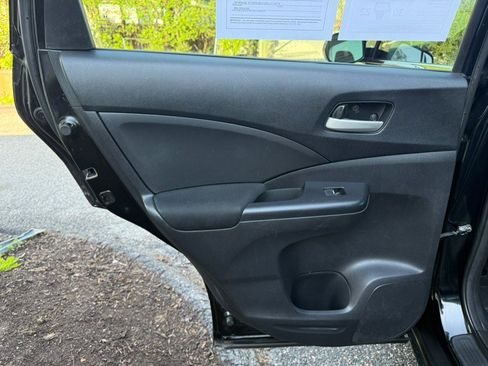 Used 2014 Honda CR-V LX image 18