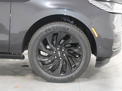 New 2025 Lincoln Navigator Reserve w/ Jet Appearance Package image 11