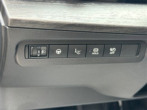 Certified 2023 Nissan Ariya AWD image 22