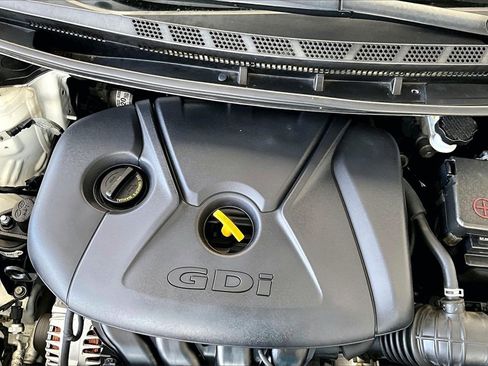 Used 2018 Kia Forte EX image 31