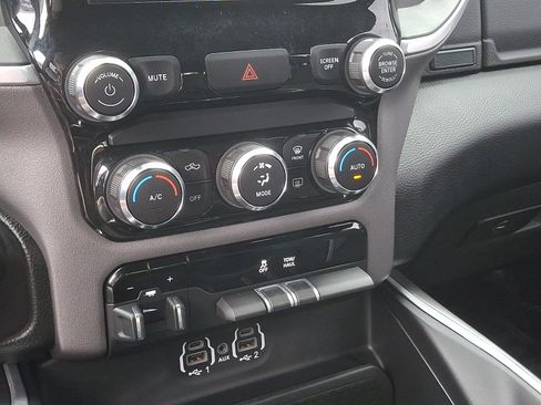 Used 2022 RAM 1500 Big Horn RWD image 15
