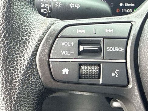 Certified 2025 Honda HR-V LX image 27