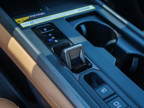 New 2026 Lexus ES 350e FWD image 22