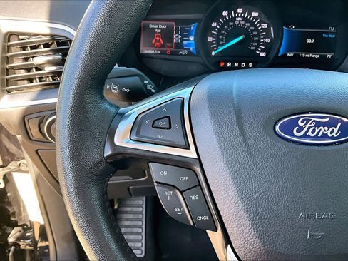 Used 2024 Ford Edge SEL image 22