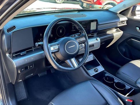 Used 2024 Hyundai Kona Limited image 16