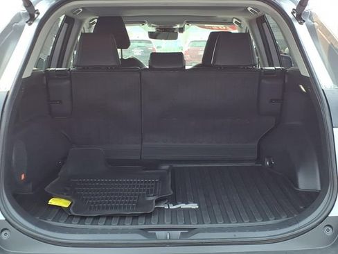 Used 2025 Toyota RAV4 XLE Premium w/ Weather Package AWD/4WD image 8