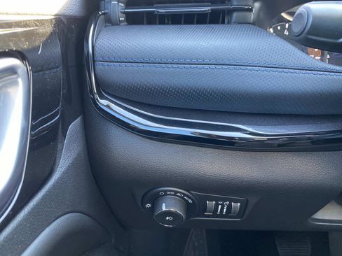 New 2026 Jeep Compass Limited image 15