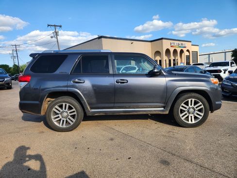 Used 2011 Toyota 4Runner Limited RWD image 6