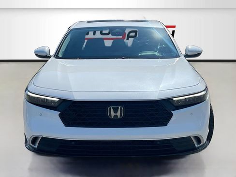 Used 2025 Honda Accord Touring image 2
