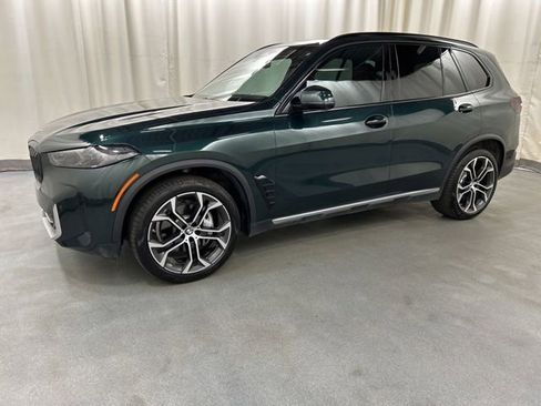 Used 2025 BMW X5 xDrive40i AWD/4WD image 2