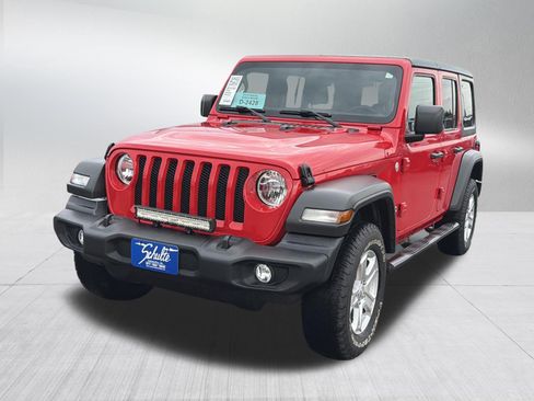 Used 2021 Jeep Wrangler Unlimited Sport AWD/4WD image 3