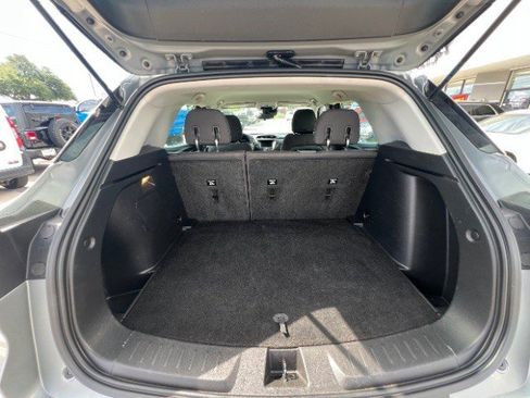 Used 2023 Chevrolet TrailBlazer LS image 21