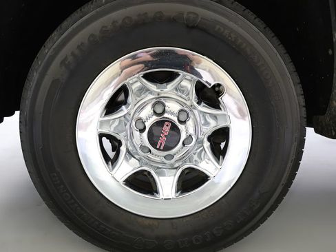 Used 2015 GMC Sierra 1500 2WD Regular Cab image 18