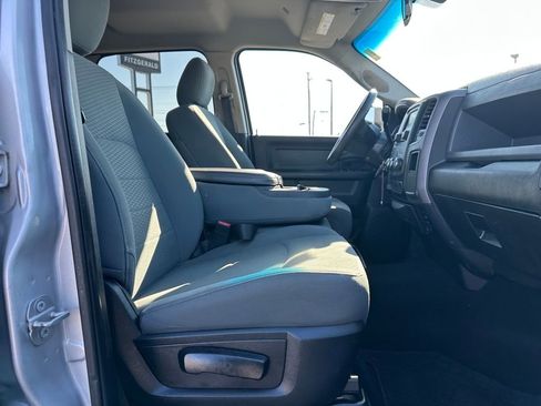 Used 2018 RAM 2500 Tradesman w/ Chrome Appearance Group image 20