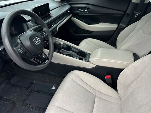Certified 2023 Honda Accord EX image 11