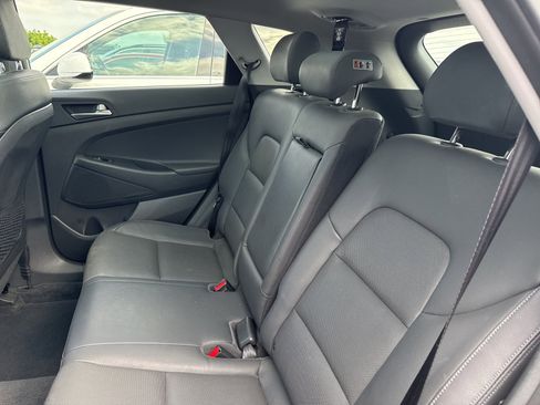 Used 2016 Hyundai Tucson Limited w/ Option Group 03 image 6