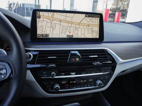 Certified 2023 BMW 540i w/ Premium Package image 15