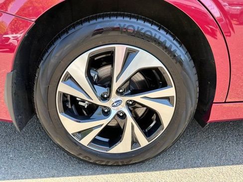 Used 2025 Subaru Legacy Premium AWD/4WD image 27