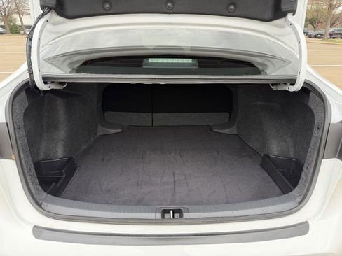 Certified 2025 Toyota Corolla LE image 28