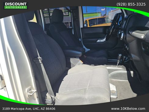 Used 2011 Jeep Wrangler Unlimited Sport AWD/4WD image 15