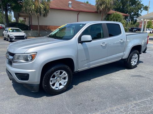 Used 2020 Chevrolet Colorado LT RWD image 1