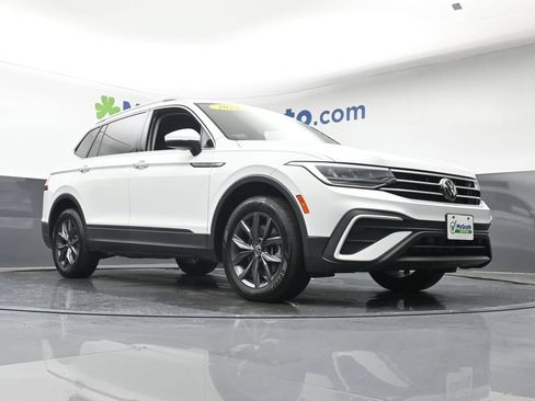 Used 2022 Volkswagen Tiguan SE AWD/4WD image 27