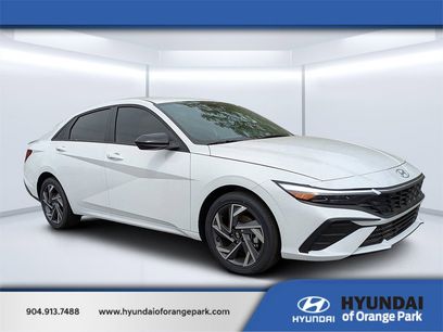 New 2025 Hyundai Elantra SEL