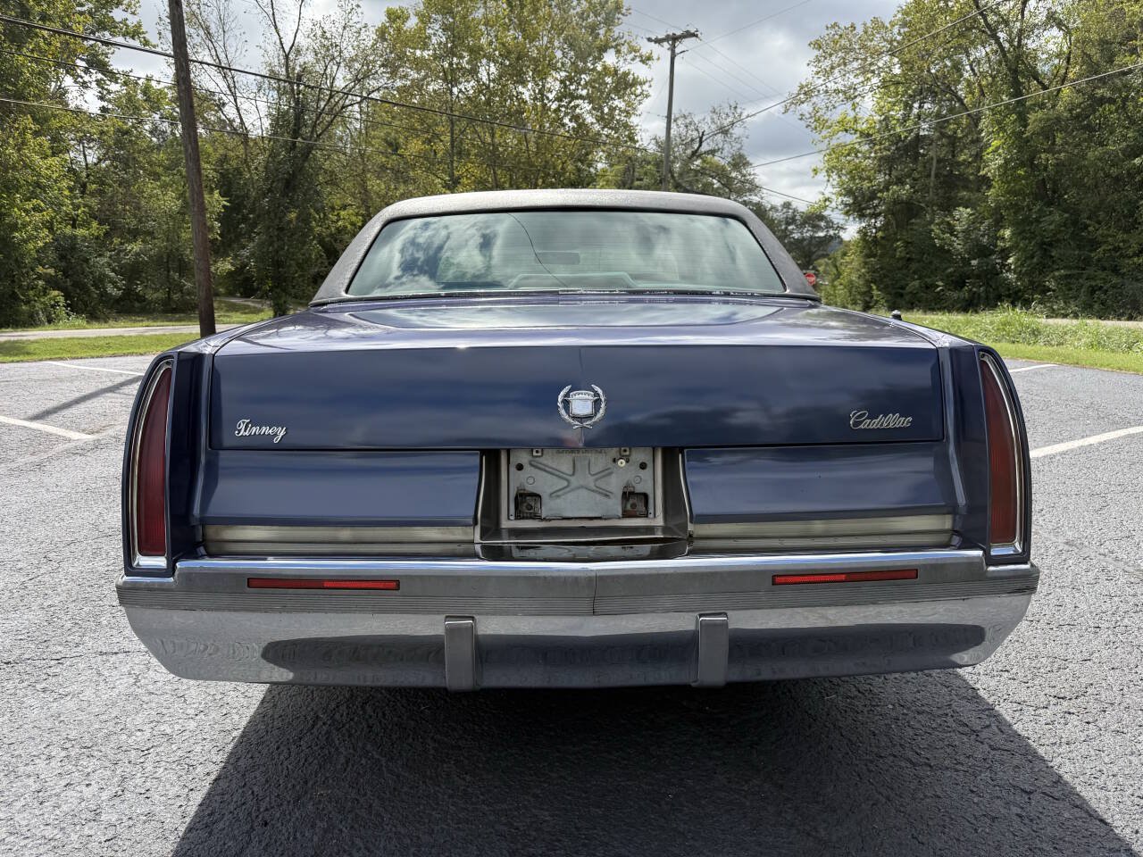 Used 1994 Cadillac Fleetwood Brougham RWD image 5