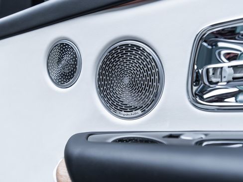 Used 2019 Rolls-Royce Cullinan AWD/4WD image 37