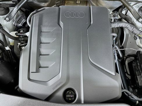 New 2025 Audi Q5 Premium Plus image 12