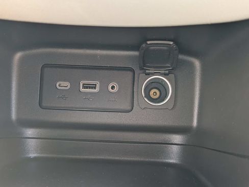 Used 2022 Chevrolet Equinox LS AWD/4WD image 24