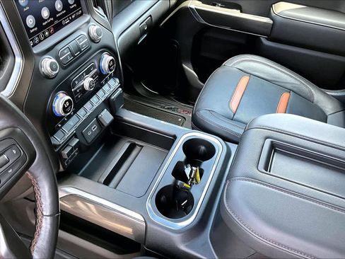 Used 2021 GMC Sierra 2500 AT4 AWD/4WD image 17