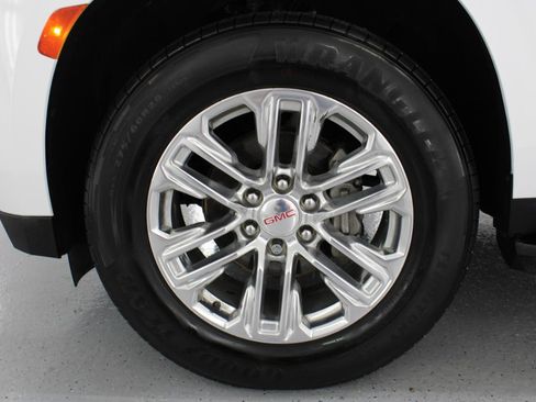 Used 2022 GMC Yukon SLT w/ SLT Premium Package image 84