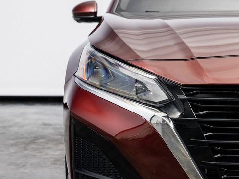 Used 2023 Nissan Altima 2.5 SL image 3