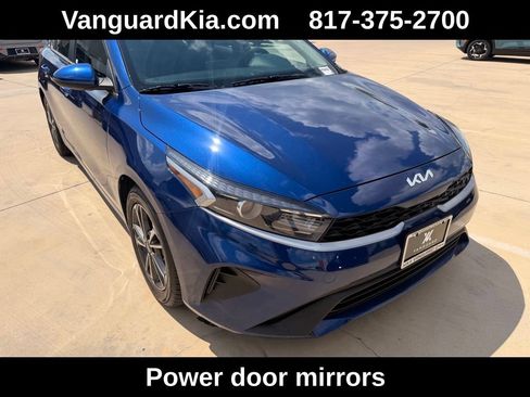Used 2023 Kia Forte LXS FWD image 5