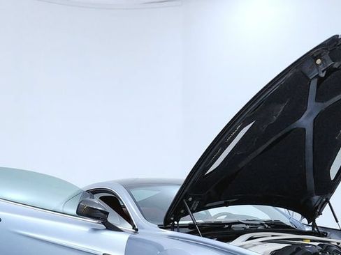 Used 2014 Aston Martin Vanquish Coupe RWD image 12