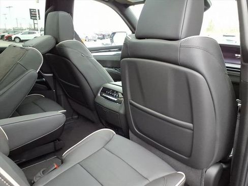 New 2026 Cadillac Escalade Sport w/ LPO, ONYX Package image 22