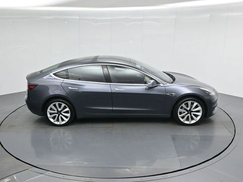 Used 2019 Tesla Model 3 Standard Range Plus image 36