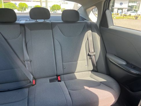 Used 2025 Kia K4 FWD image 37