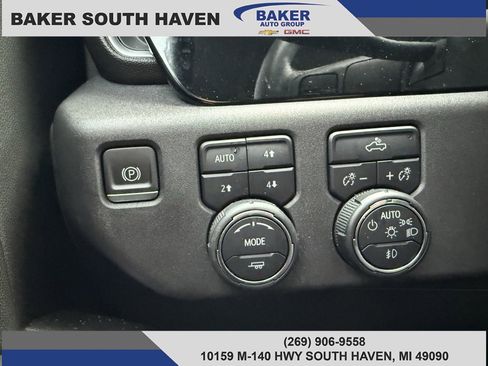 Used 2023 Chevrolet Silverado 1500 LT Trail Boss w/ Protection Package image 16