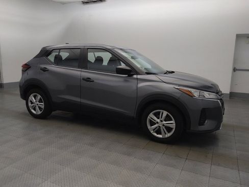 Used 2023 Nissan Kicks S FWD image 11